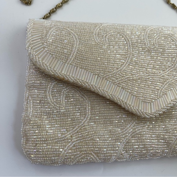 Vintage La regale Ivory White Cream Beaded satin purse clutch bag - Picture 3 of 16